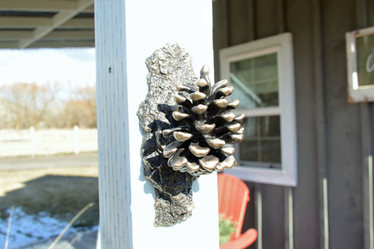 Door Knocker | Ponderosa Pinecone