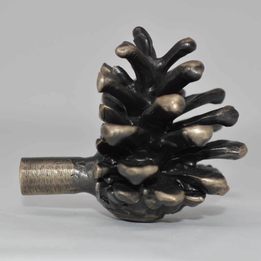 Lodgepole Pinecone Vertical Knob | Large