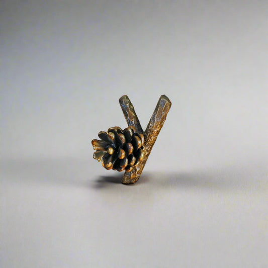 Lodgepole Pinecone Horizontal Y Branch Pull-Small