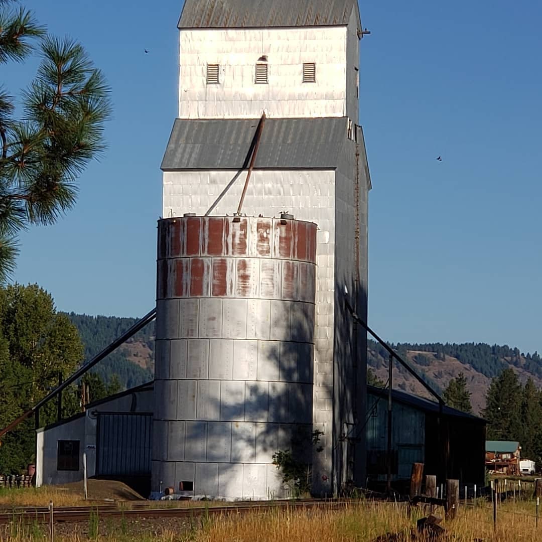 A new home at the grain elevator and silo