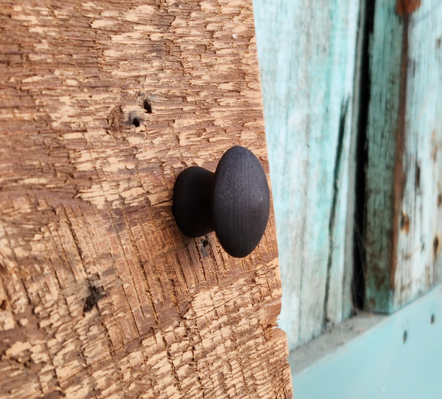 Rustic Hardware and Decor