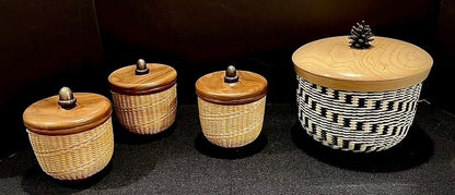 Acorns | Small-Medium