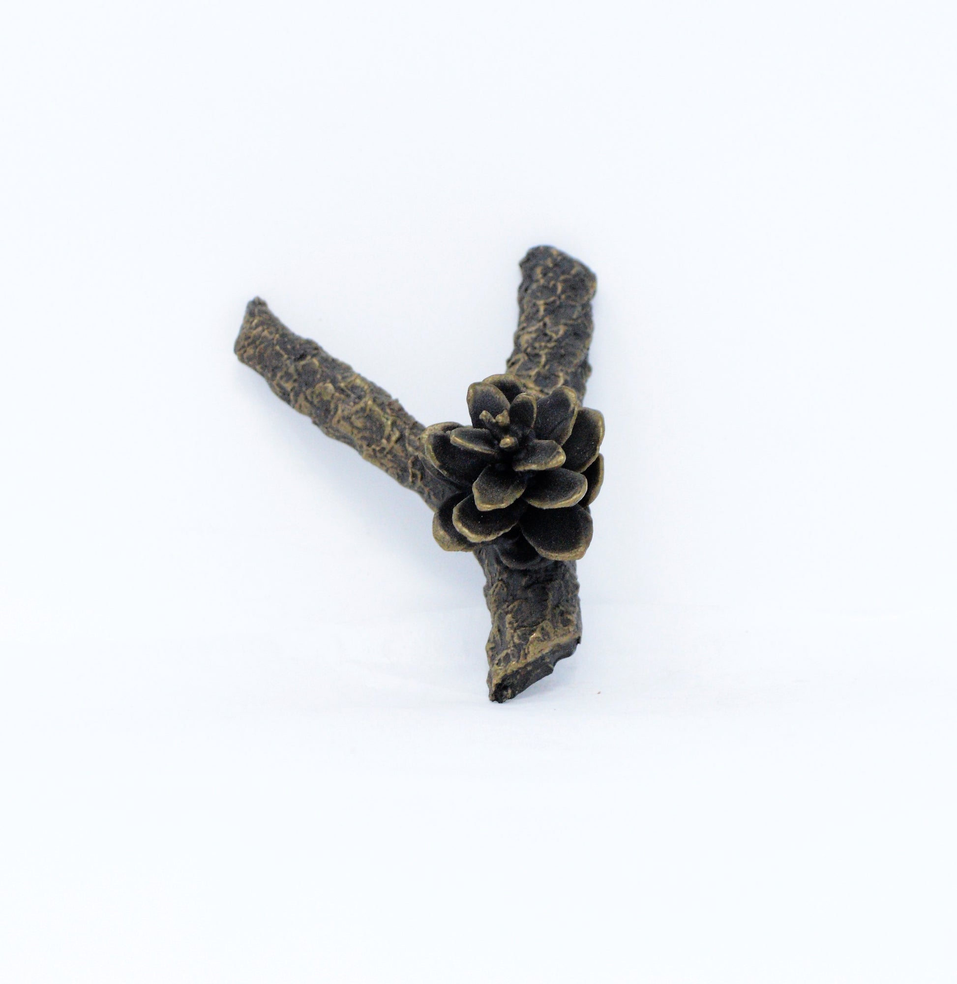 Western Hemlock Cone Pull-Y Branch - Basic | Timber Bronze | Oregon